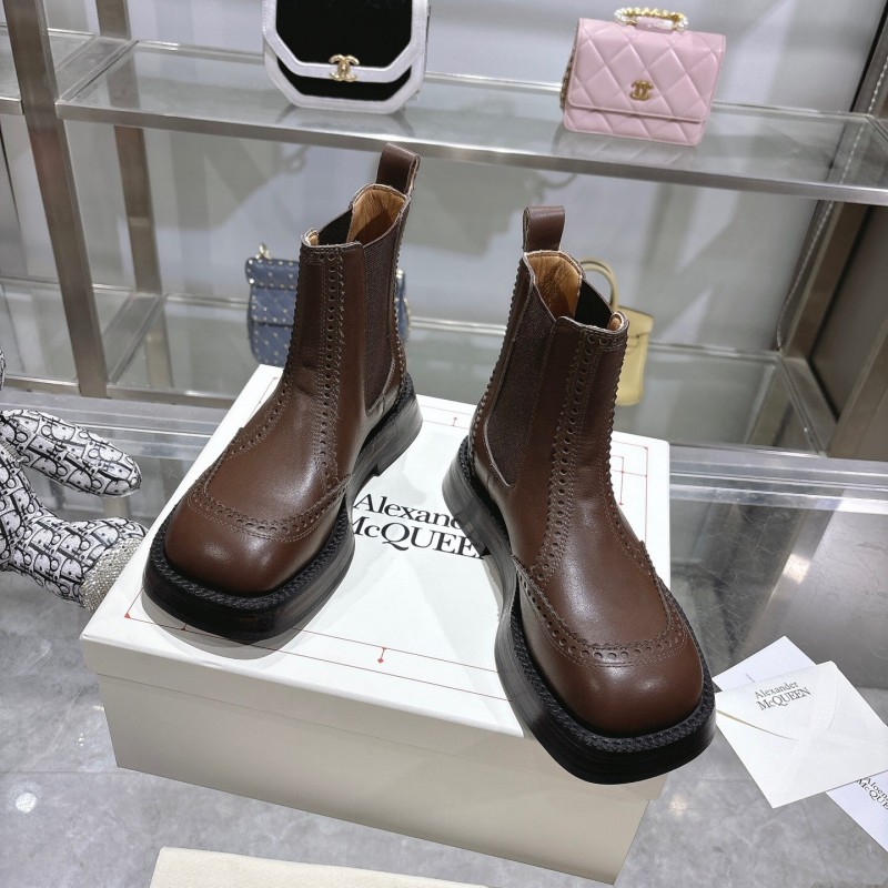 Alexander McQUEEN Retro Chelsea Short Boots Spring Autumn Collection - KFY00340