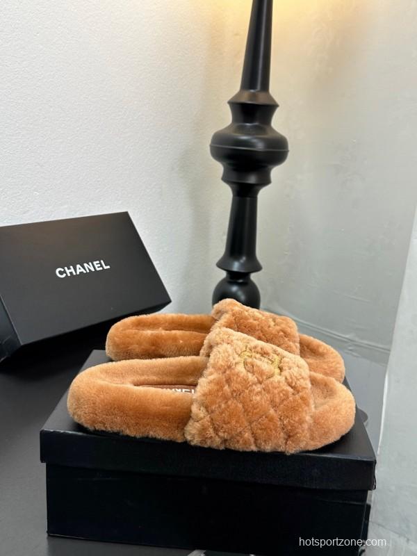 Chanel 2025 SS Fluffy Slippers with Wool Upper and Rubber Sole - LY00250
