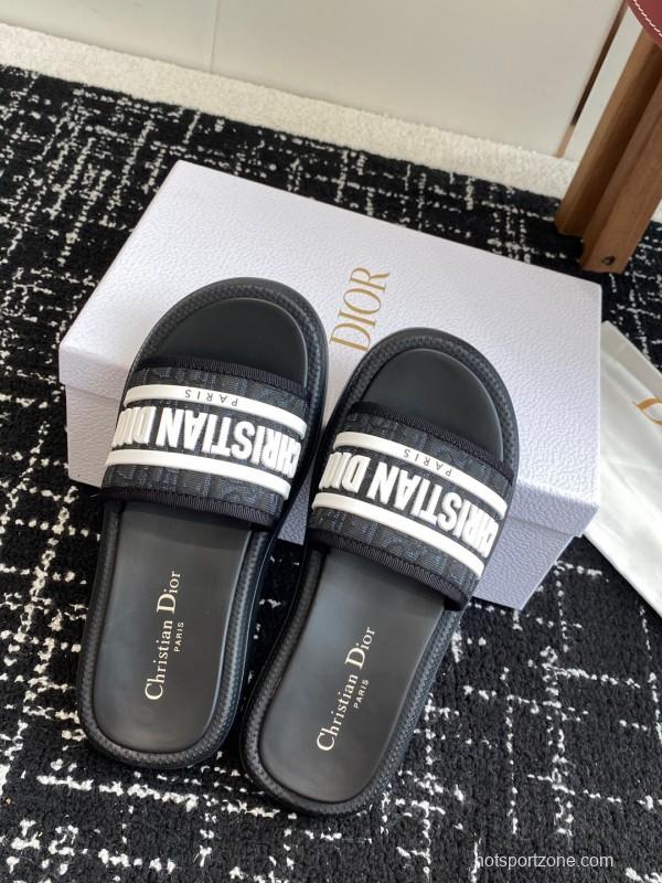 Dior Spring Summer 2025 Latest Lightweight Foam Sole Beach Sandals - KFY00260