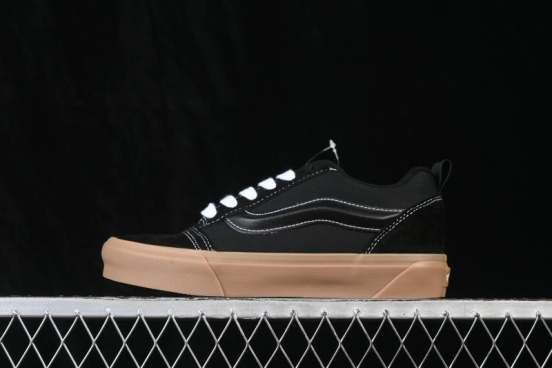 Vans Knu Skool Low Top Casual Skate Shoes - VN0009D22CJI