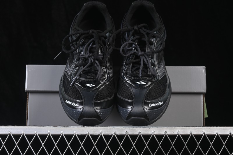 Balenciaga Radar Sneaker Lace-Up Casual Lifestyle Shoes with Rounded Toe - WSTE01011
