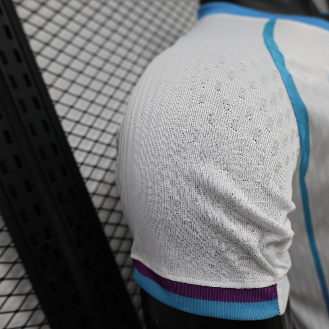 Player Version 26/27 FC Barcelona White Special Edition  Away Jersey