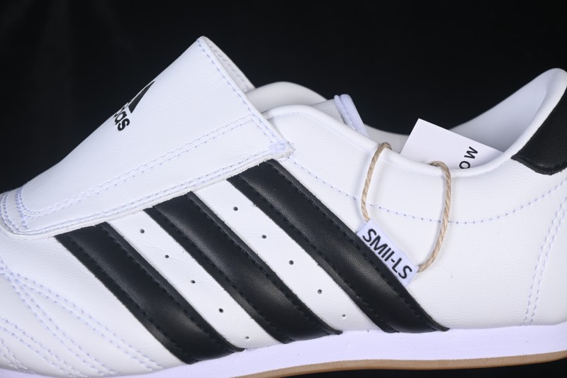 Adidas Originals Taekwondo Low-Top Training Shoes with Comfortable Fit and Durable Traction - JQ4774