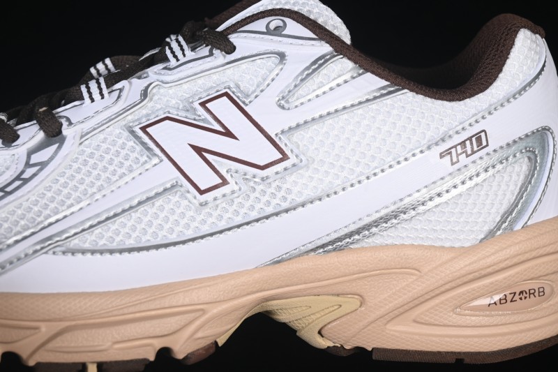 New Balance 740 Series Retro Dad Sneakers for Running and Casual Wear - U740IQ2