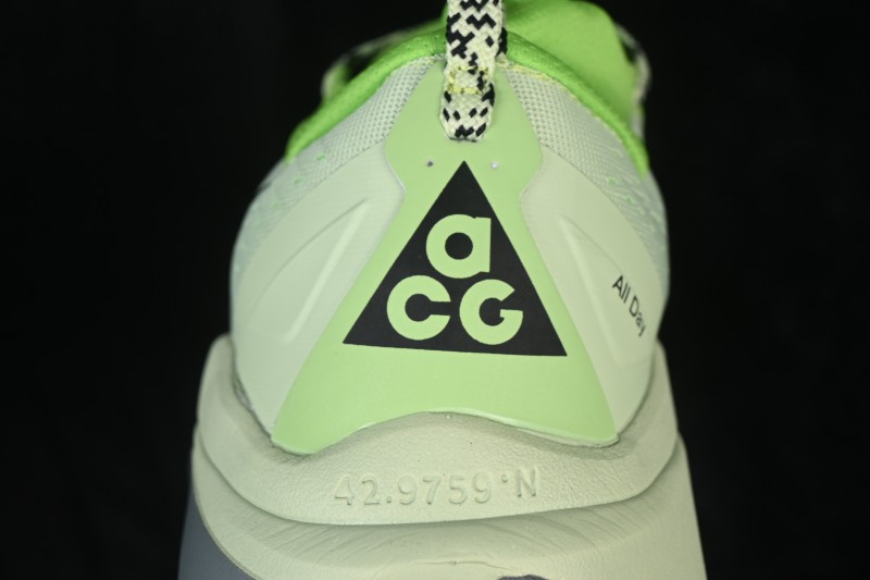 Nike ACG Zegama Trail Running Shoes with Breathable Cushioning and Grippy Outsole - HV8113-011