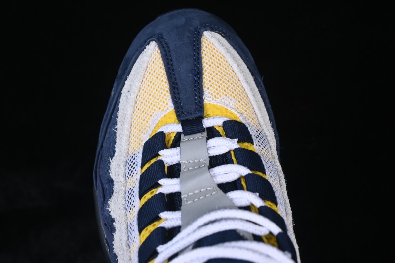 Nike Air Max 95 Retro Cushioned Running Shoes - HQ8492-400