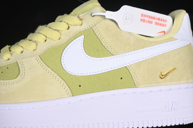 Nike Air Force 1 '07 Low Sneakers with Classic Cushioning - IQ9964-300