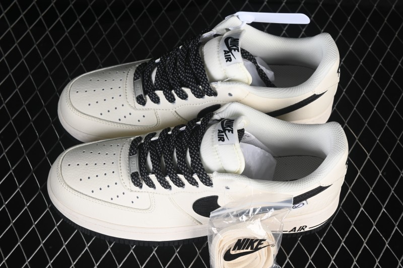 Nike Air Force 1 '07 Low Sneakers with Embossed Design and Premium Leather - SM6668-120