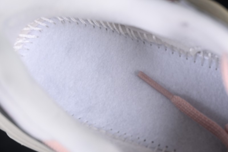 Nike V2K Run Retro Low-Top Running Shoes with Cushlon Foam and Anti-Slip Traction - FD0736-201