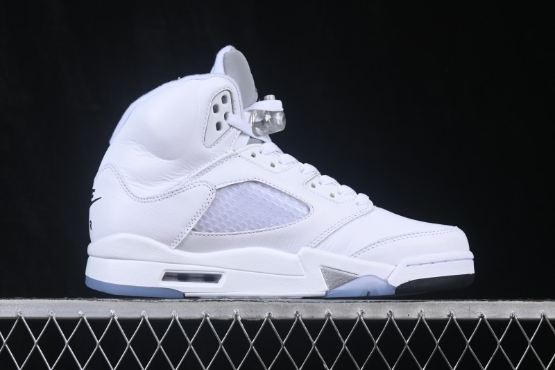 Nike Air Jordan 5 Retro Running Shoes with Metallic Silver Accents and Classic White Upper - HQ7978-103