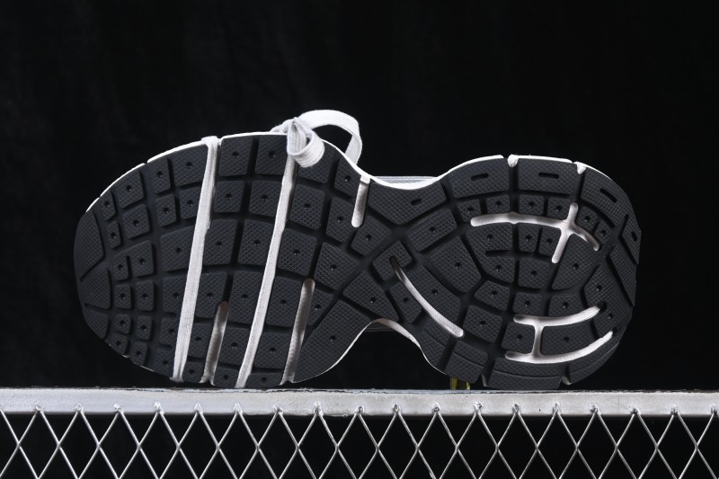 Balenciaga Phantom Sneaker High-Tech Running Shoes for Men with Urban Streetwear Design - W3XGM1190