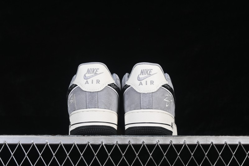 Nike Air Force 1 '07 Low Basketball Shoes with Classic Leather Upper and Air-Sole Cushioning - SS1979-013