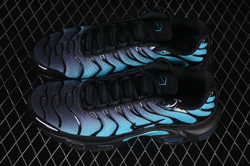 Nike Air Max Plus Retro Running Shoes with Tuned Air Cushioning - DM0032-016