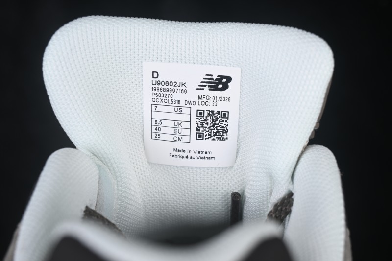 New Balance NB9060 Retro Running Shoes with ABZORB Cushioning and Suede Overlays - U90602JK