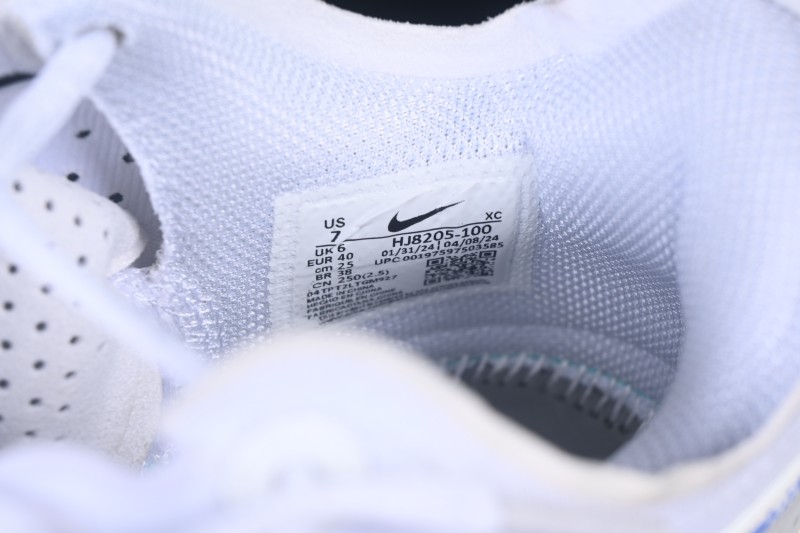 Nike G.T. Cut 3 EP Basketball Shoes with ZoomX Foam Cushioning - HJ8205-100