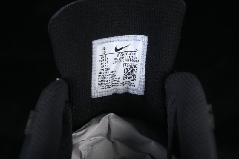 Nike Air Max 90 Retro Running Shoes with Air Cushioning - IF0670-002