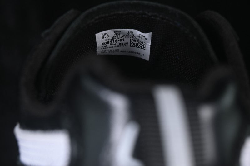 Balenciaga x Puma Speedcat Collaboration Low-Top Lifestyle Sneakers with Racing-Inspired Design - 406515-01