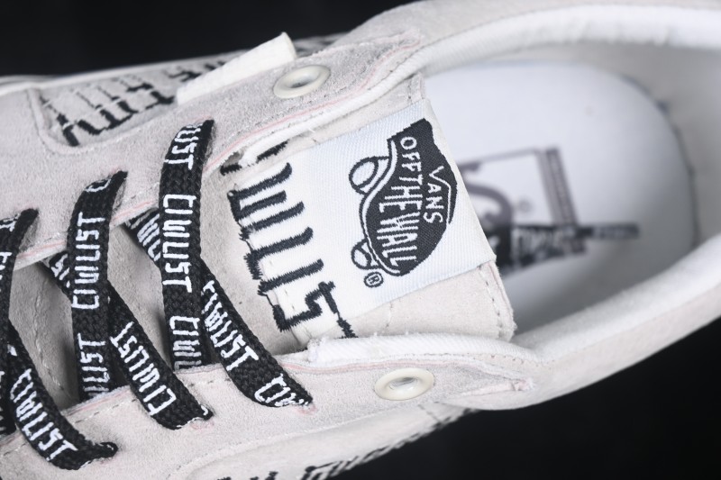 Vans Skate Sk8-Low Retro Skateboarding Shoes with Classic Low-Top Design - VN0A5FCF6FB