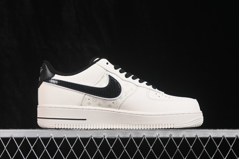 Nike Air Force 1 '07 Low Collaboration Skateboarding Shoes with Full-Length Air Cushion - GS2288-010
