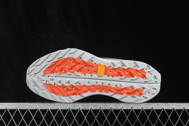 Nike ACG Ultrafly Trail Running Shoes with Responsive Cushioning - HF5668-003