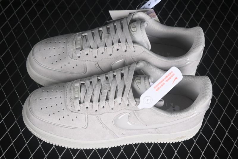 Nike Air Force 1 '07 Low Retro Basketball Shoes with Classic Leather Upper - HV4406-001