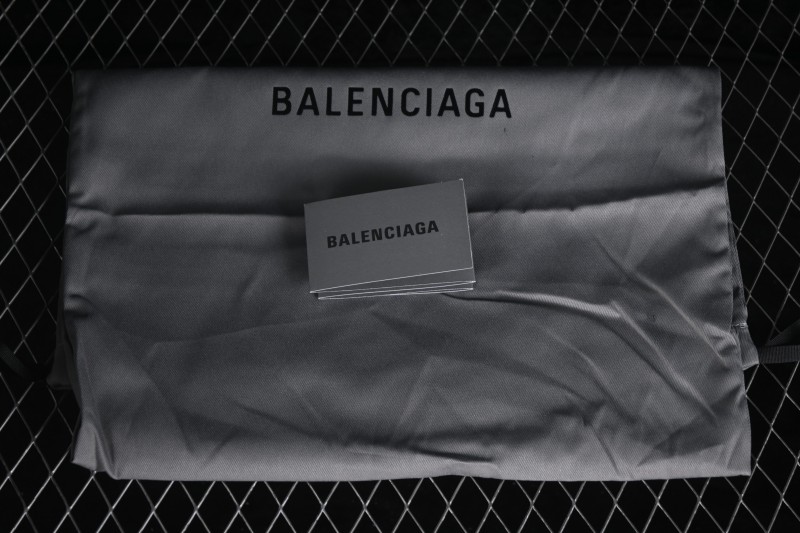Balenciaga Jet Embossed Round-Toe Chunky Low-Top Dad Sneakers - WMRTN4957