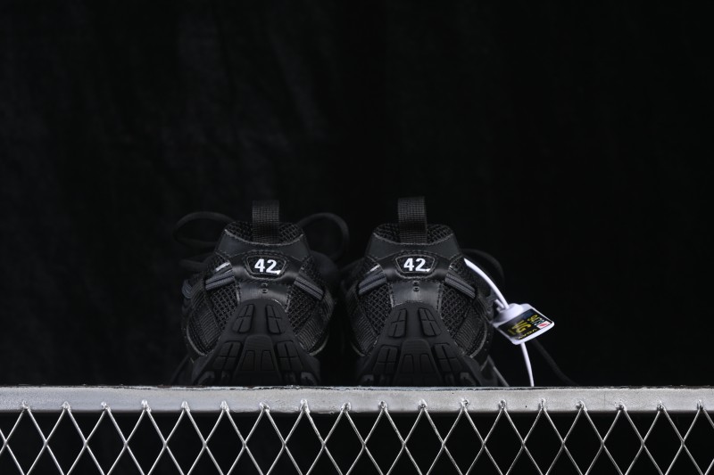 Balenciaga Radar Sneaker Round-Toe Lace-Up Lifestyle Shoes - WSTE01011