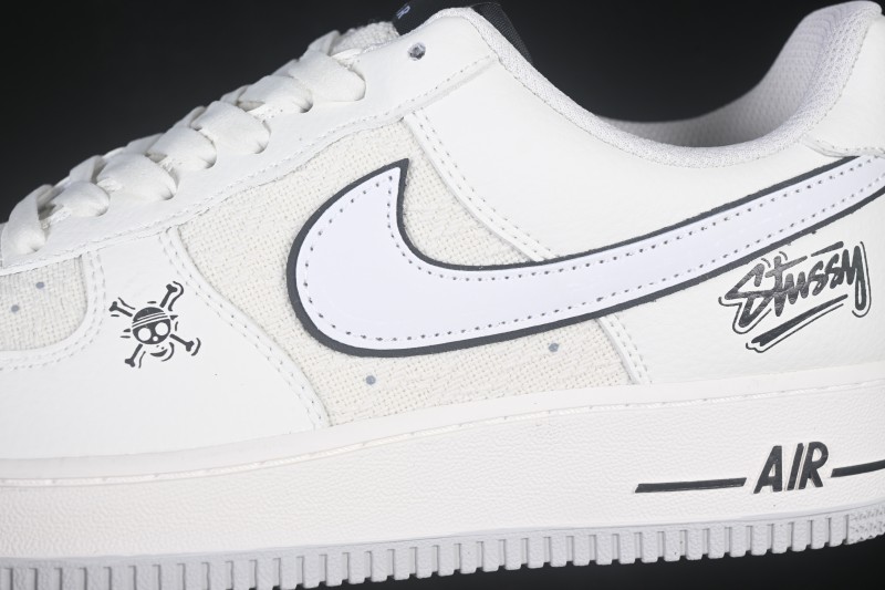 Nike Air Force 1 '07 Low Basketball Sneakers with Classic Leather Upper - HF0022-101