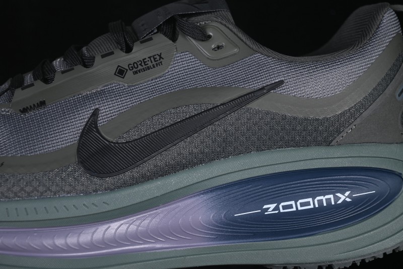 Nike Air Zoom Vomero 18 Running Shoes with Zoom Air Cushion - HQE98-008