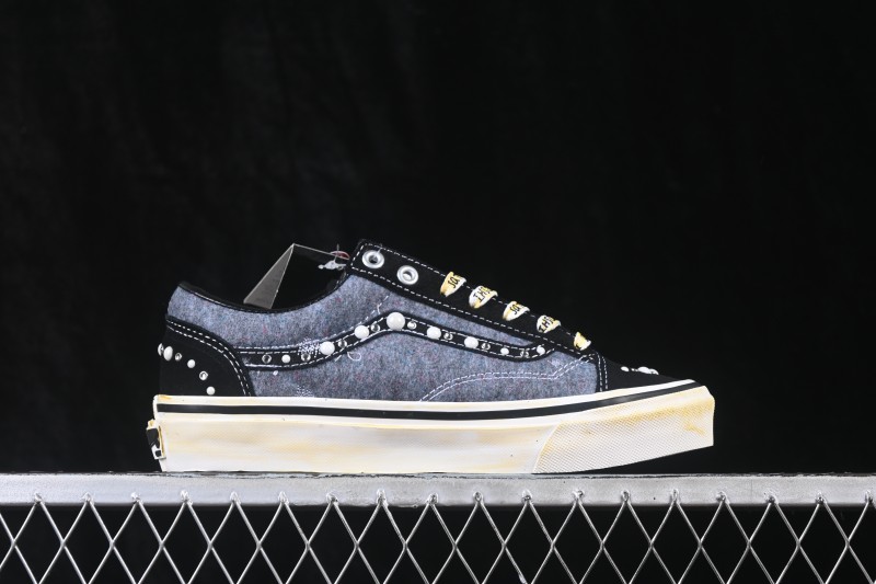 Vans Old Skool 36 Low Top Skate Shoes - VN000DC0FNG
