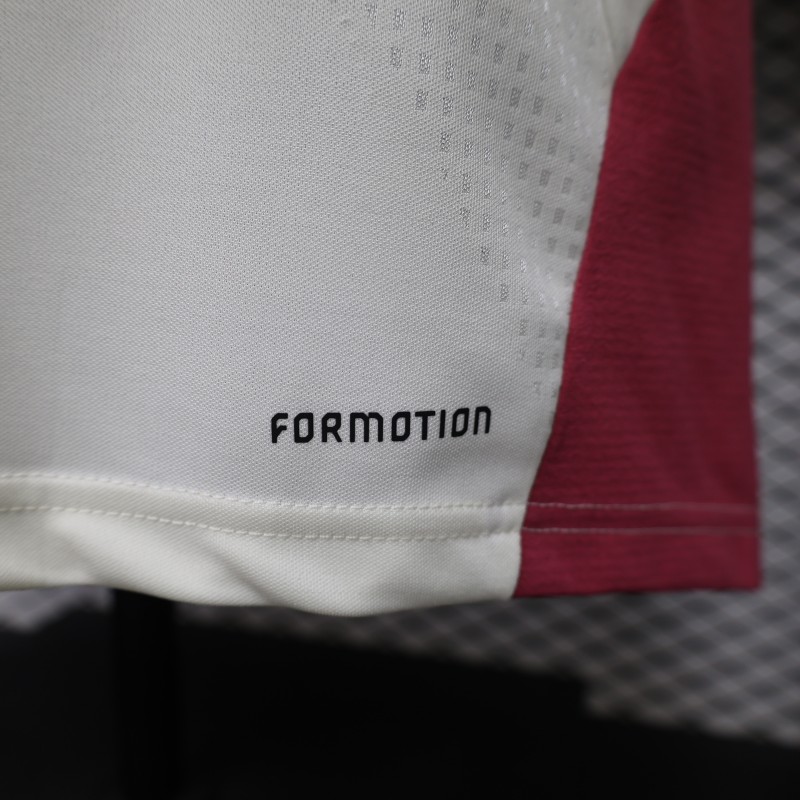 Player Version 26/27 Real Madrid CF White Red  Long Sleeve Jersey