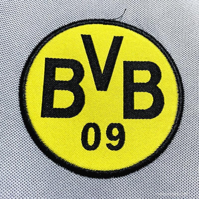 Retro 00/01 Borussia Dortmund Away Grey Jersey